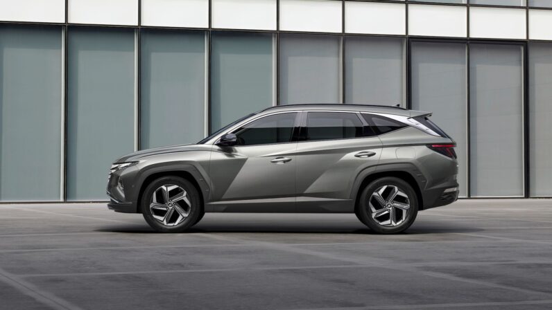 
								Hyundai 2022 Tucson full									
