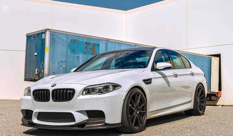 
								BMW M5 full									
