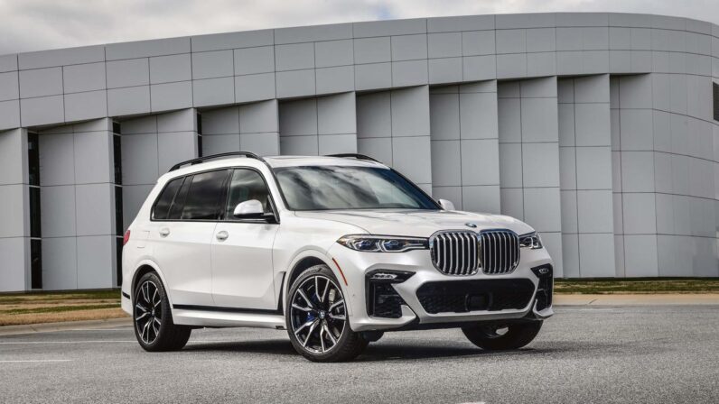 
								BMW X7 M50d full									